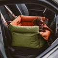 Cadeira elevatória para carro Aurora para cães — design fechado, clipe de fixação integrado para o cinto de segurança