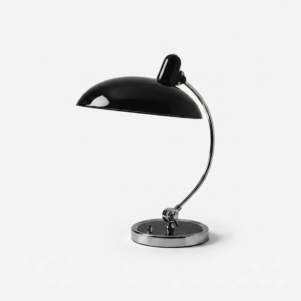 Kaiser Ideell Modern Dome Table Lamp For Focused Task Lighting | Ventumra