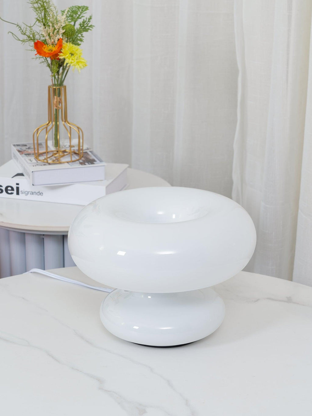 CirculaGlow Ring Lamp With Elegant Soft Ambient Light