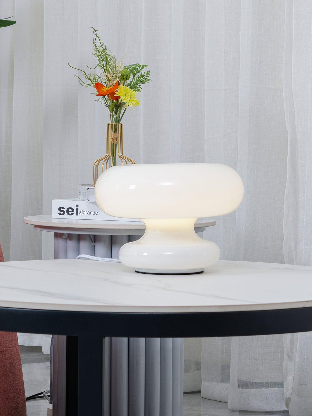 CirculaGlow Ring Lamp With Elegant Soft Ambient Light