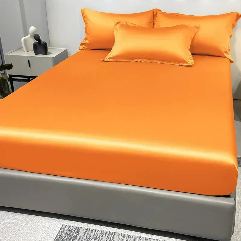 Celestia Luxe blødt lagen i issilkesatin — sikker elastikkant