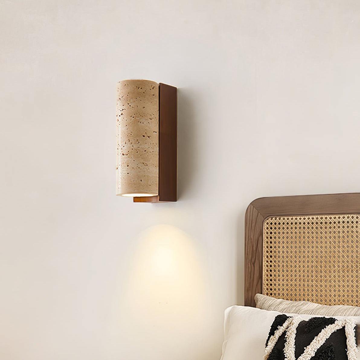 Nula Natural Travertine Wall Lamp | ventumra
