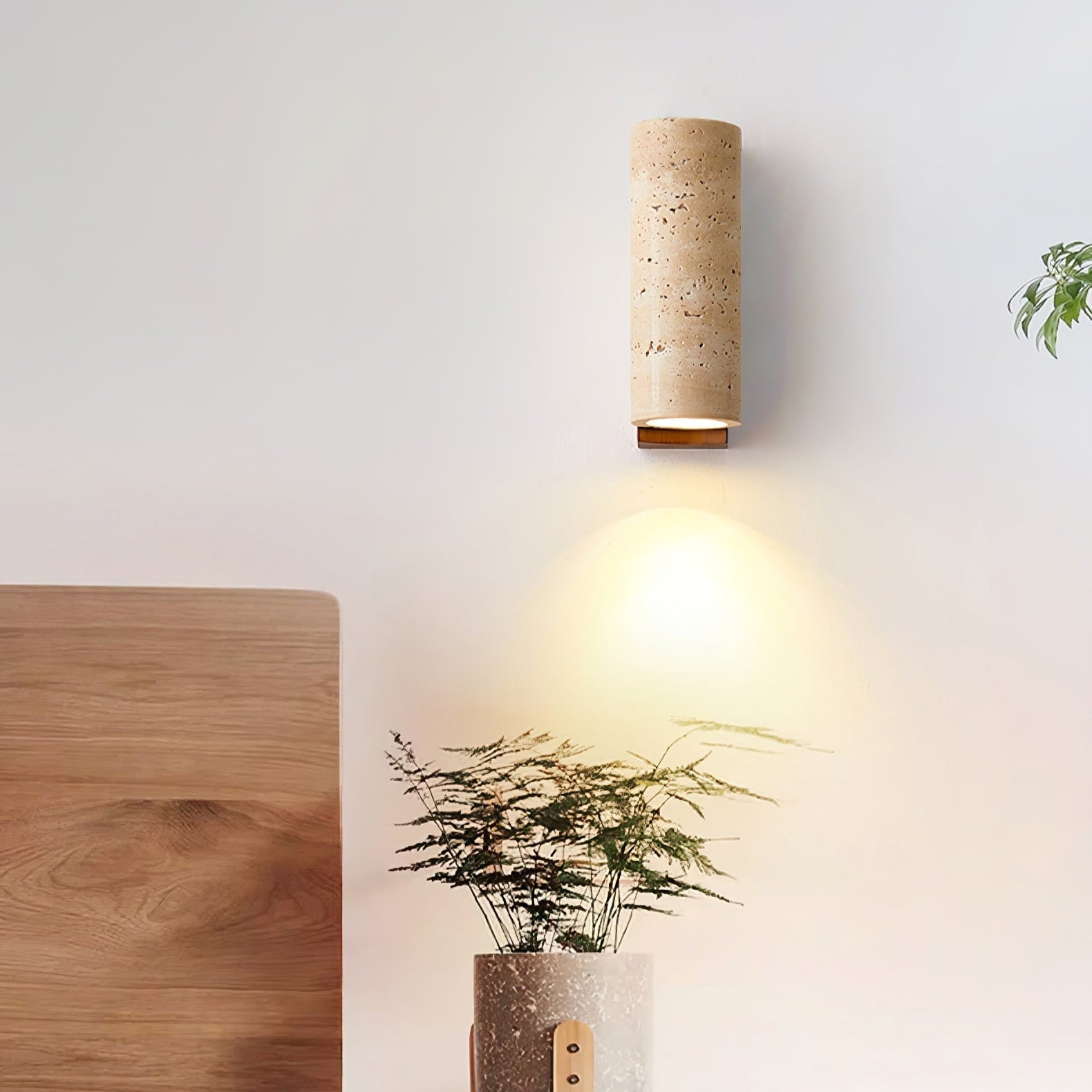 Nula Natural Travertine Wall Lamp | ventumra