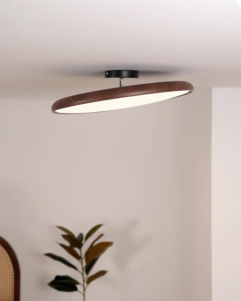 Cavelo Oval Semi-Flush Ceiling Light | ventumra