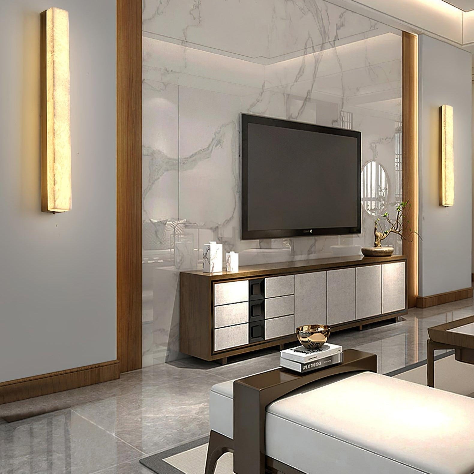 Isen Linear Brass Alabaster Wall Lamp | ventumra