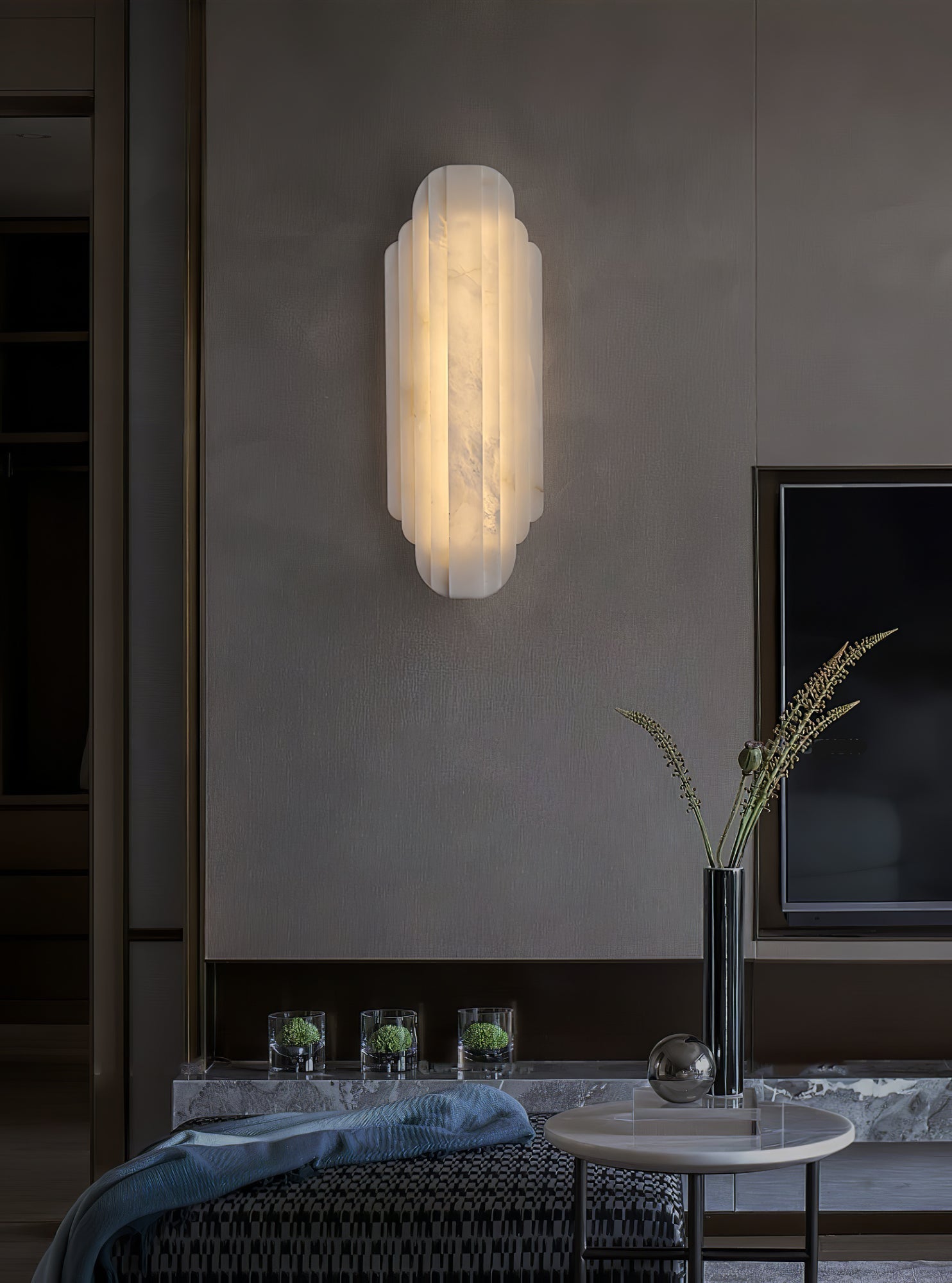 Avthaaris Art Deco Alabaster Wall Light | ventumra