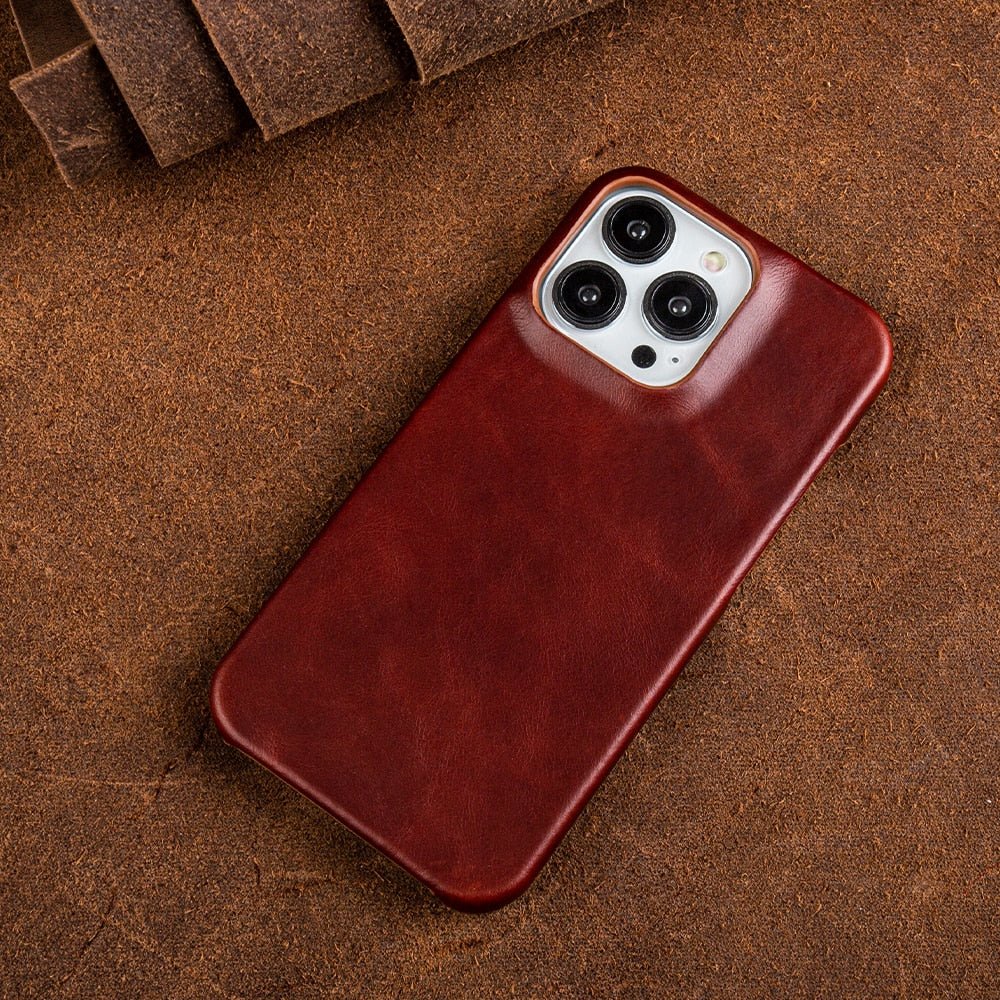 Cover AurumHide MagSafe per iPhone — Pregiata pelle naturale, rivestimento a cera d’olio