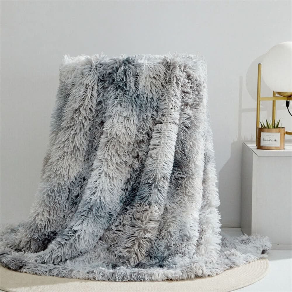 VelvetLush Coperta in ecopelliccia — Superficie morbida e testurizzata, trattiene il calore