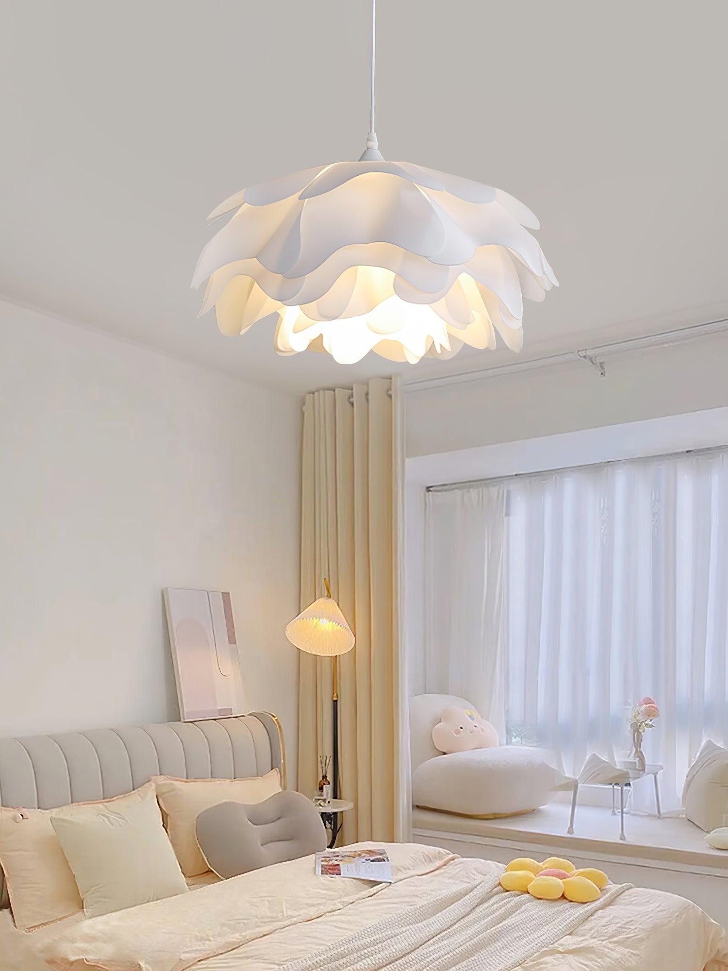 FloraGlow Petal Pendant Lamp | White Soft Diffuse Light