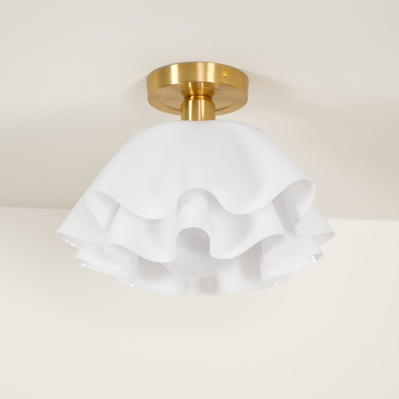 Menro Ceiling Light Flower-Shape | ventumra