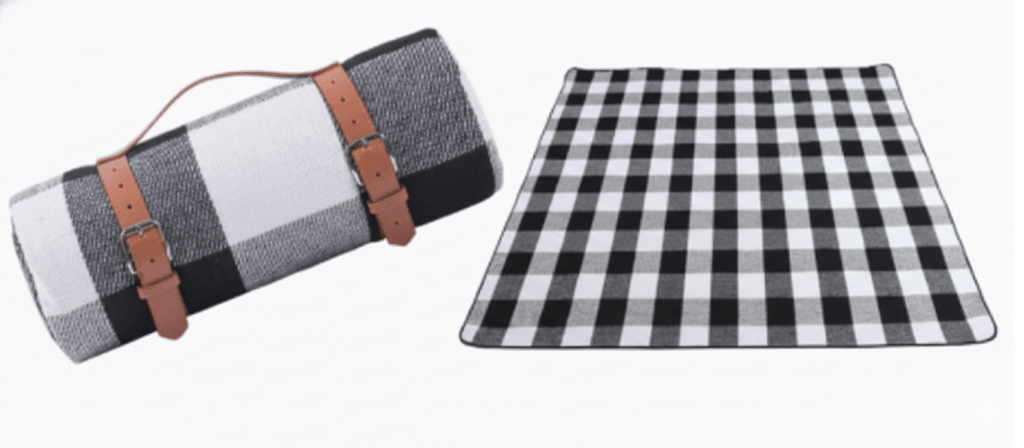 Manta de picnic para exteriores TrailGuard — Superficie repelente al agua, diseño compacto y plegable