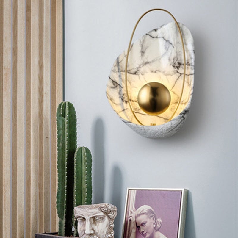 Luxurious Faux Marble Wall Lamp With Geometric Shell Pattern