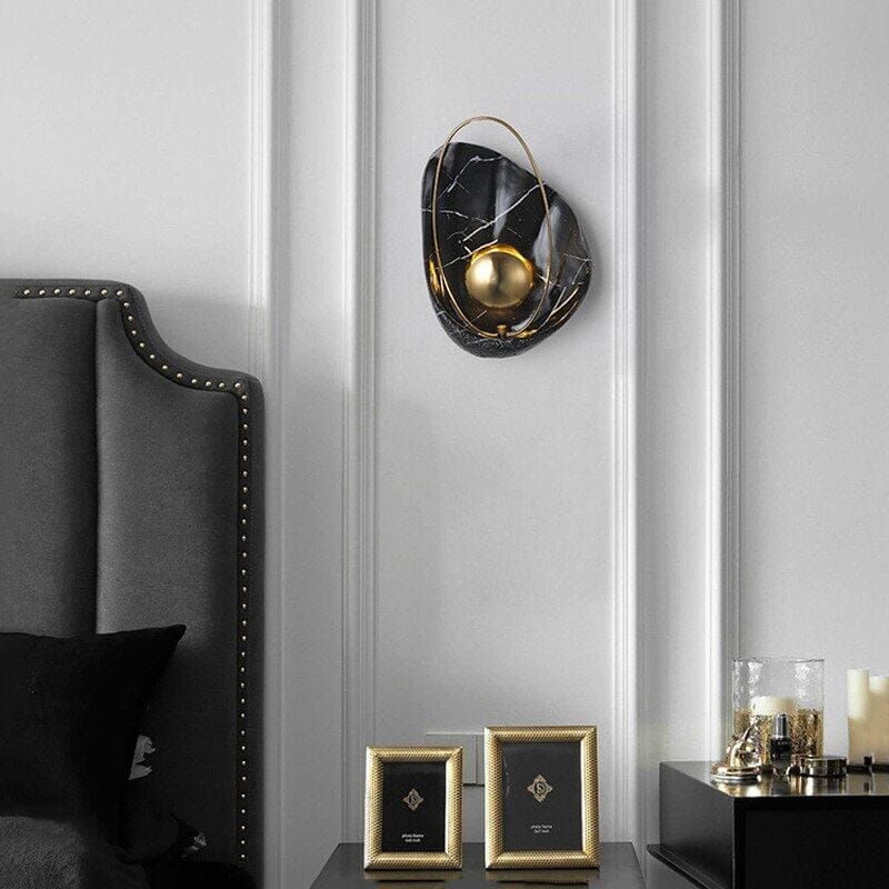 Luxurious Faux Marble Wall Lamp With Geometric Shell Pattern