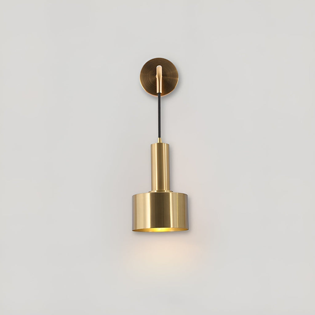 Solara Gold Adjustable Wall Lamp for Modern Living Spaces