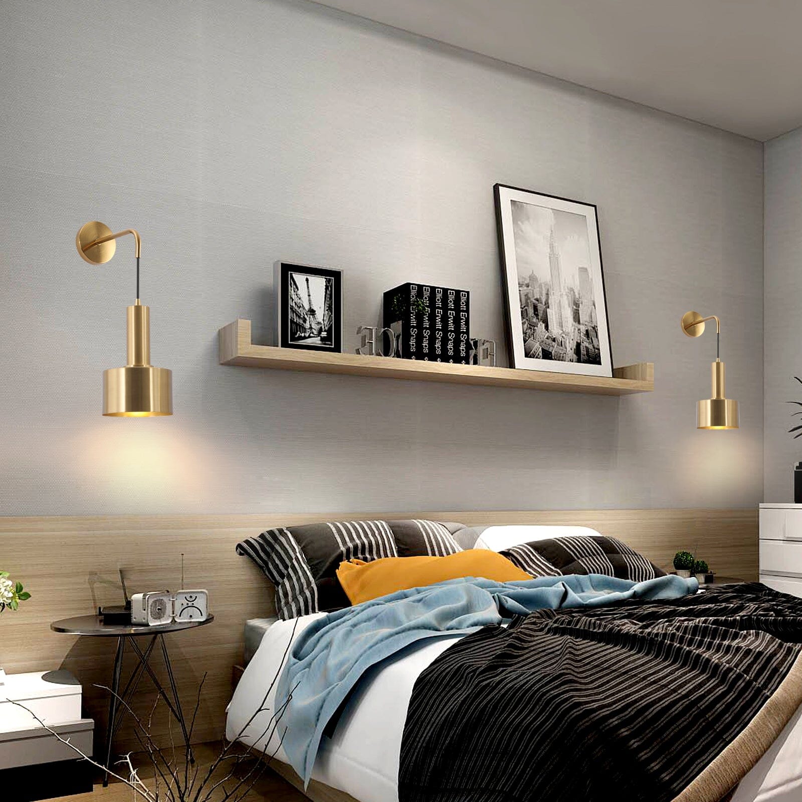 Solara Gold Adjustable Wall Lamp for Modern Living Spaces