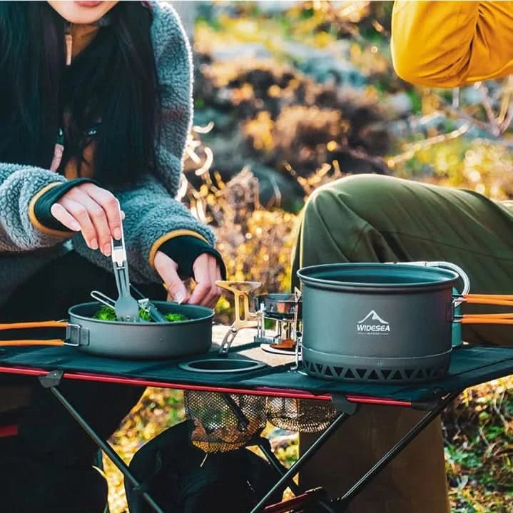 TrailSider kompakti kokoontaitettava retkipöytä — kokoon taittuva ja helposti pakattava rakenne