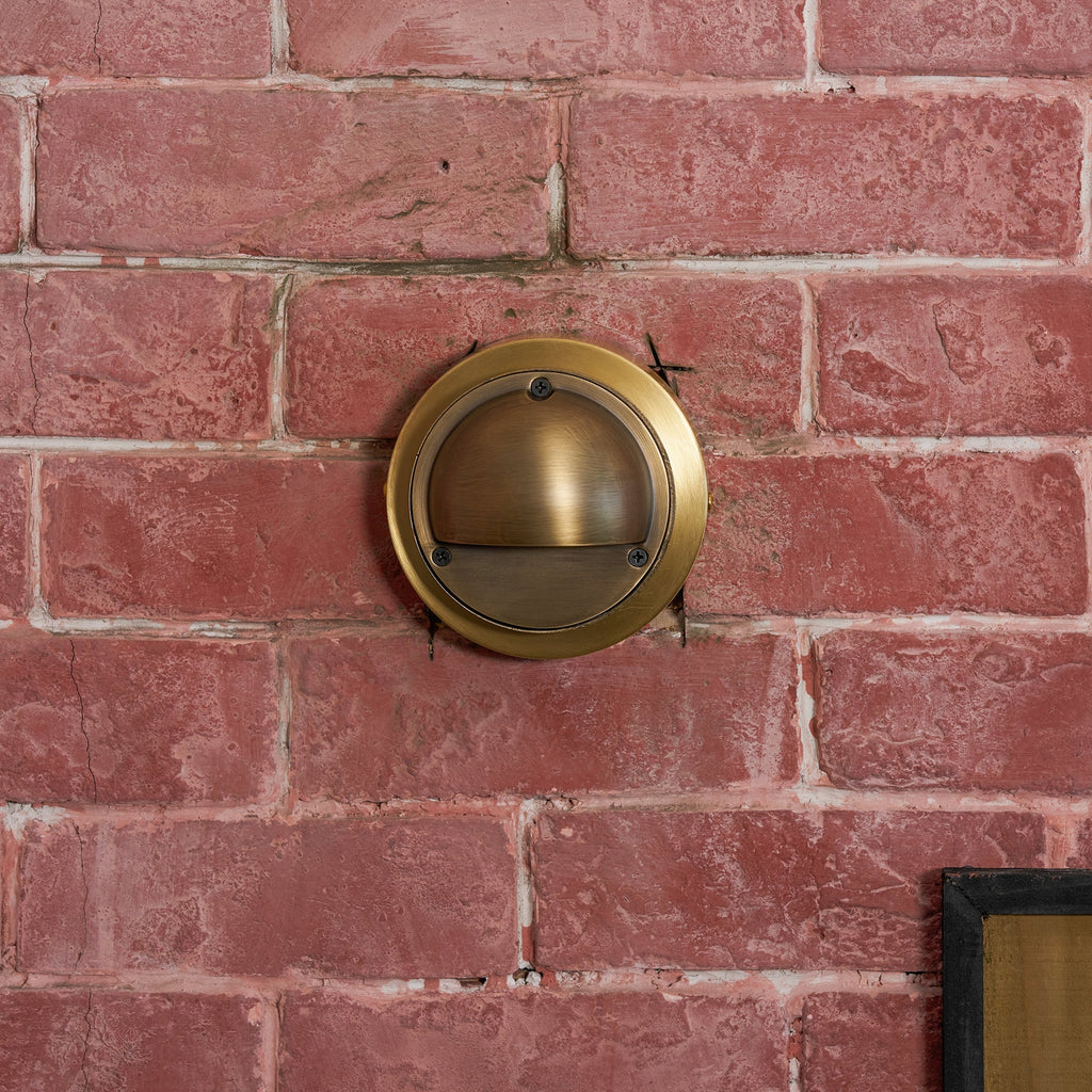 Regency Shield Wall Light | Ventumra