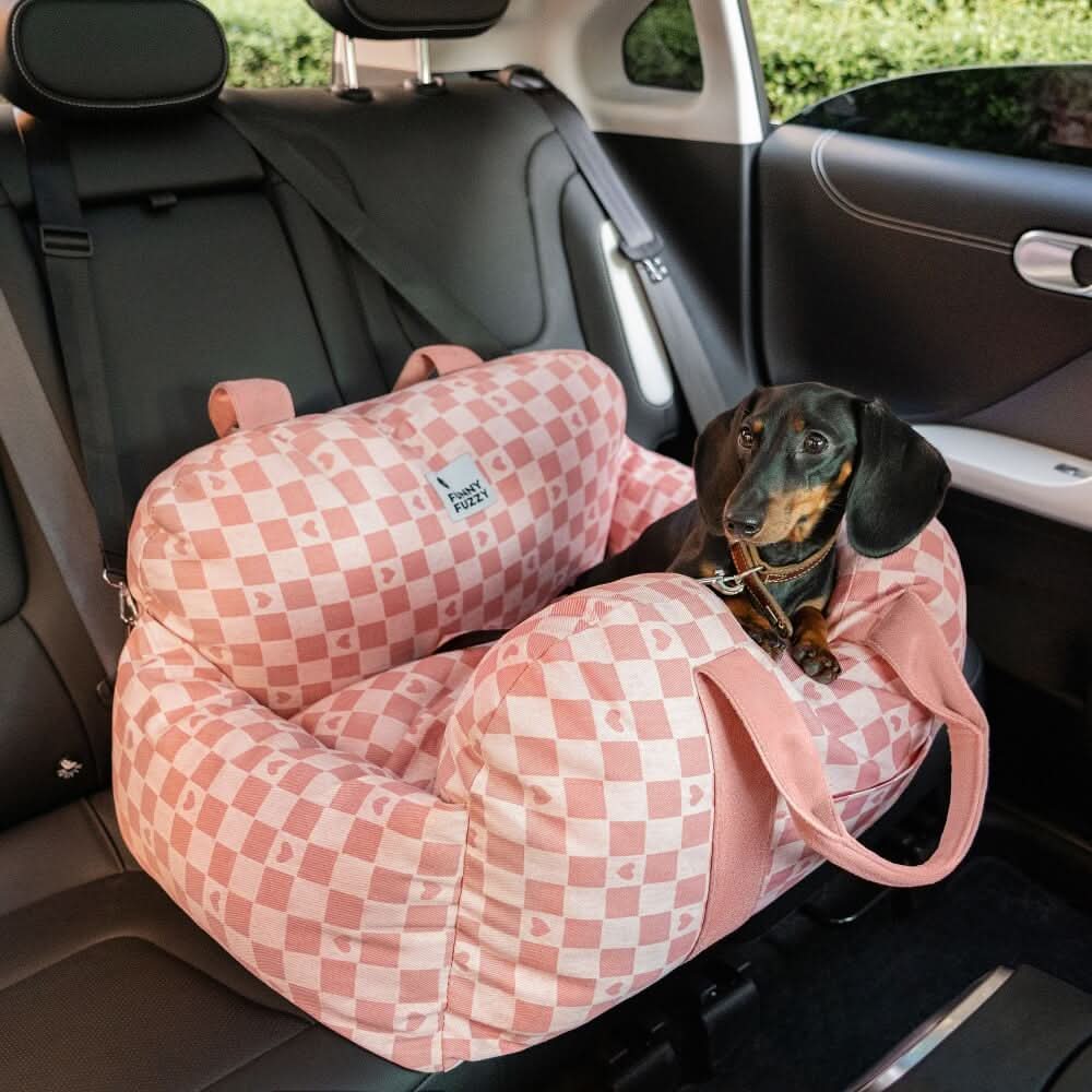 CozyTrail Hundeautositzbett – Sicherheitsgurt, rutschfeste Unterseite, Design mit Erhöhungskissen