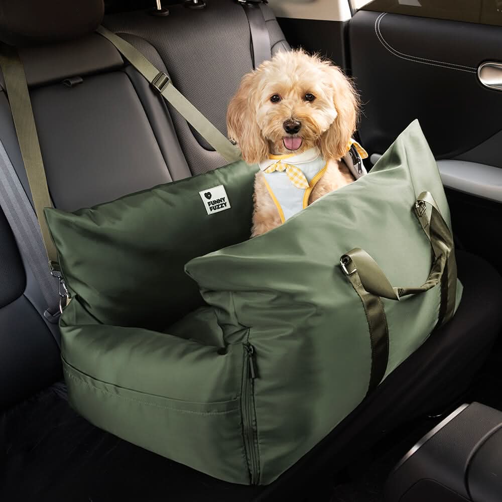 CozyTrail Hundeautositzbett – Sicherheitsgurt, rutschfeste Unterseite, Design mit Erhöhungskissen