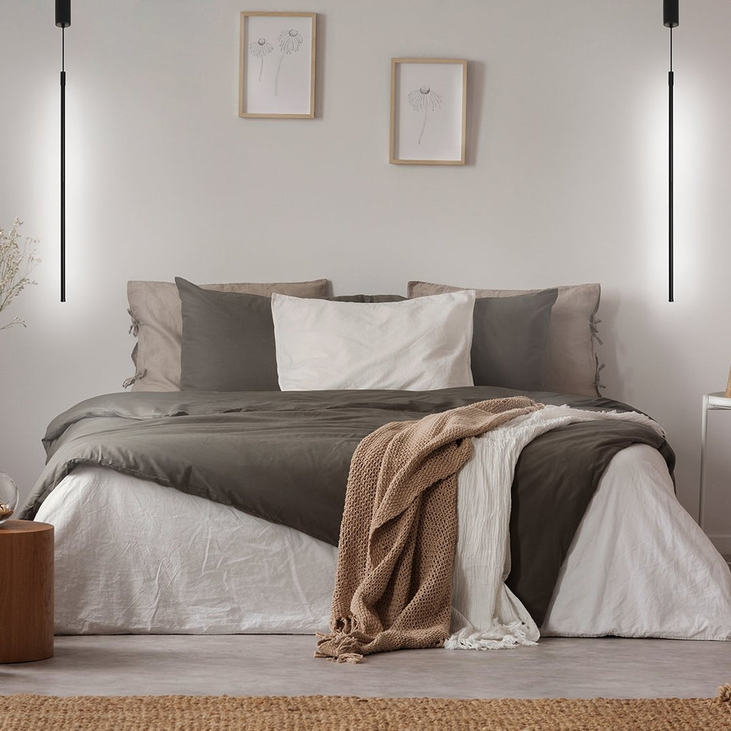 Aureli | Adjustable LED Pendant Light With Remote Control