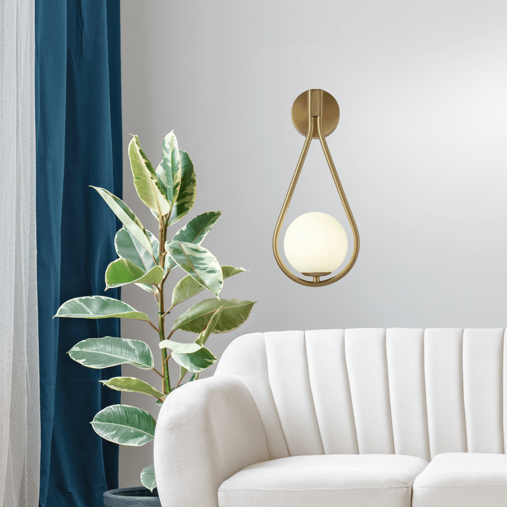 SolaraDrop Nordic Golden Lamp with Modern Droplet Design