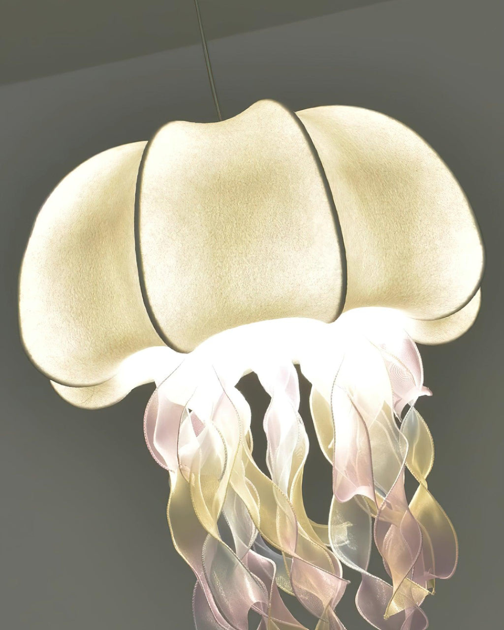 Jellyfish Pendant Light with Iridescent Ribbons | ventumra