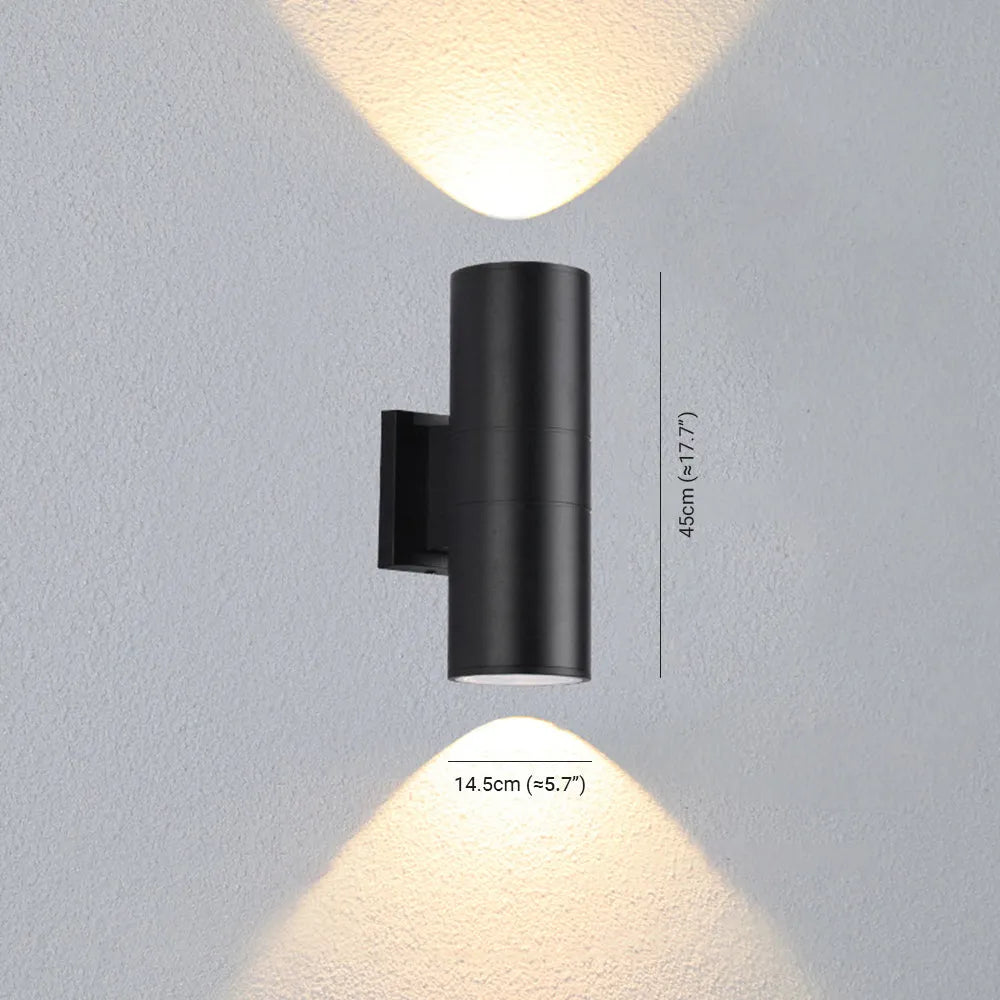 Kren Minimalist Metal Double-headed Outdoor Wall Lamp, Black | ventumra