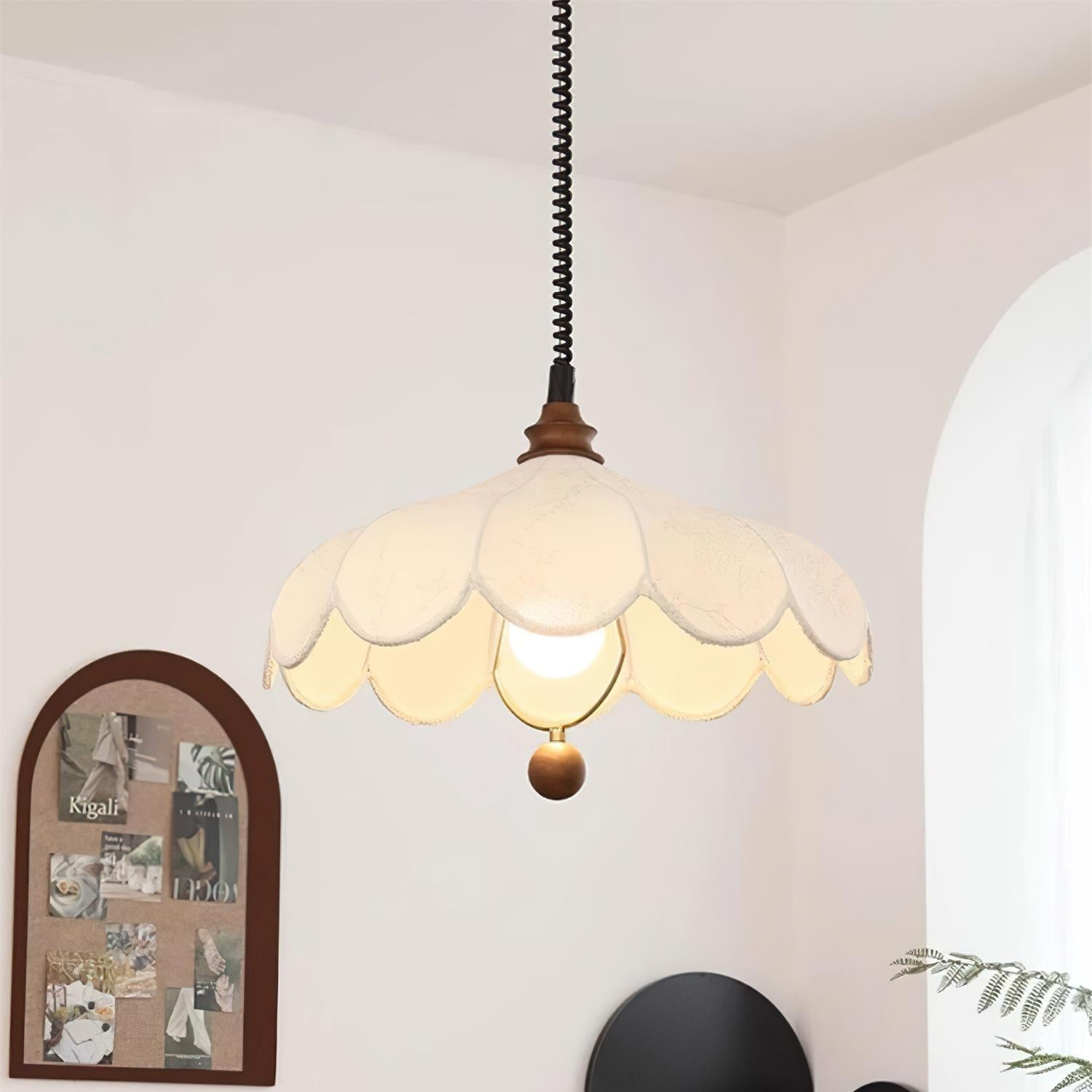 Hana Pendant Light Vintage Floral | ventumra