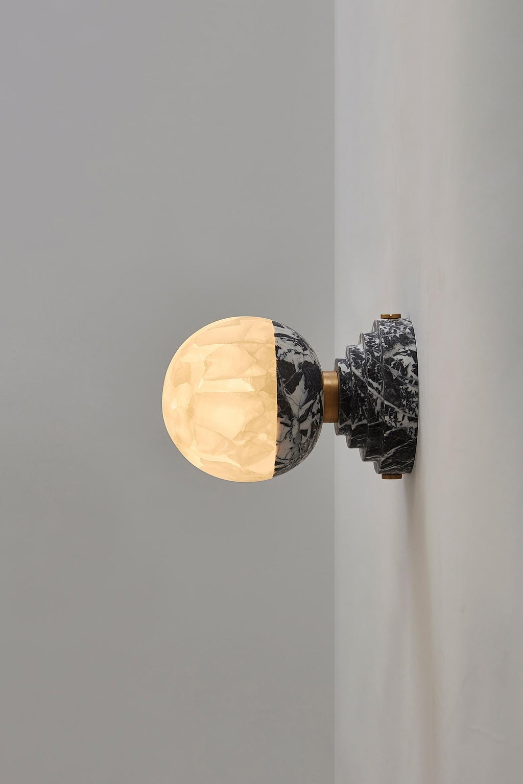Art Deco Marble Wall Sconce | Ventumra