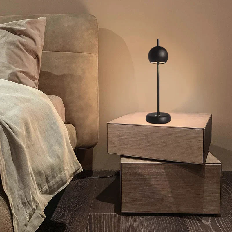 Aurion | Flexible LED Desk Lamp With Adjustable Brightness