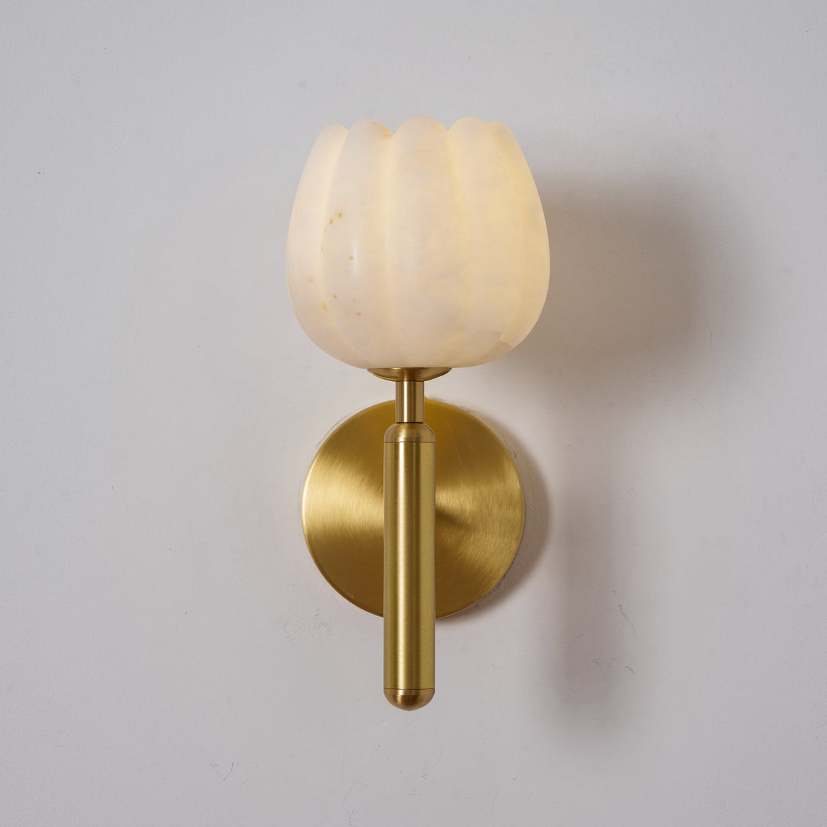 Art Nouveau Tulip Wall Sconce | Ventumra