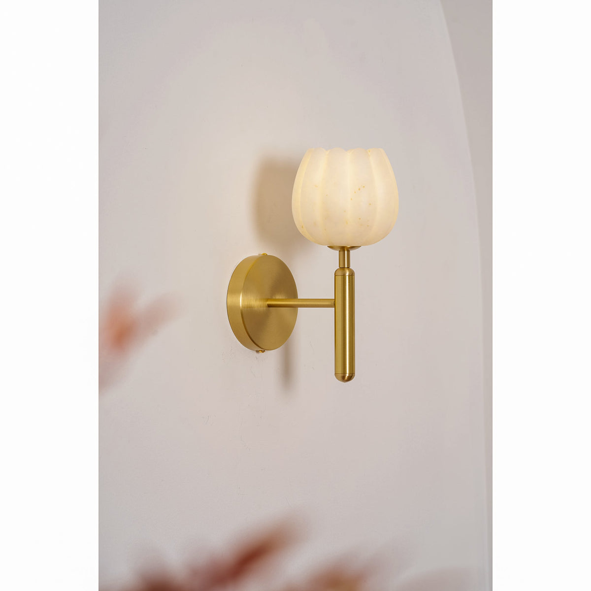 Art Nouveau Tulip Wall Sconce | Ventumra