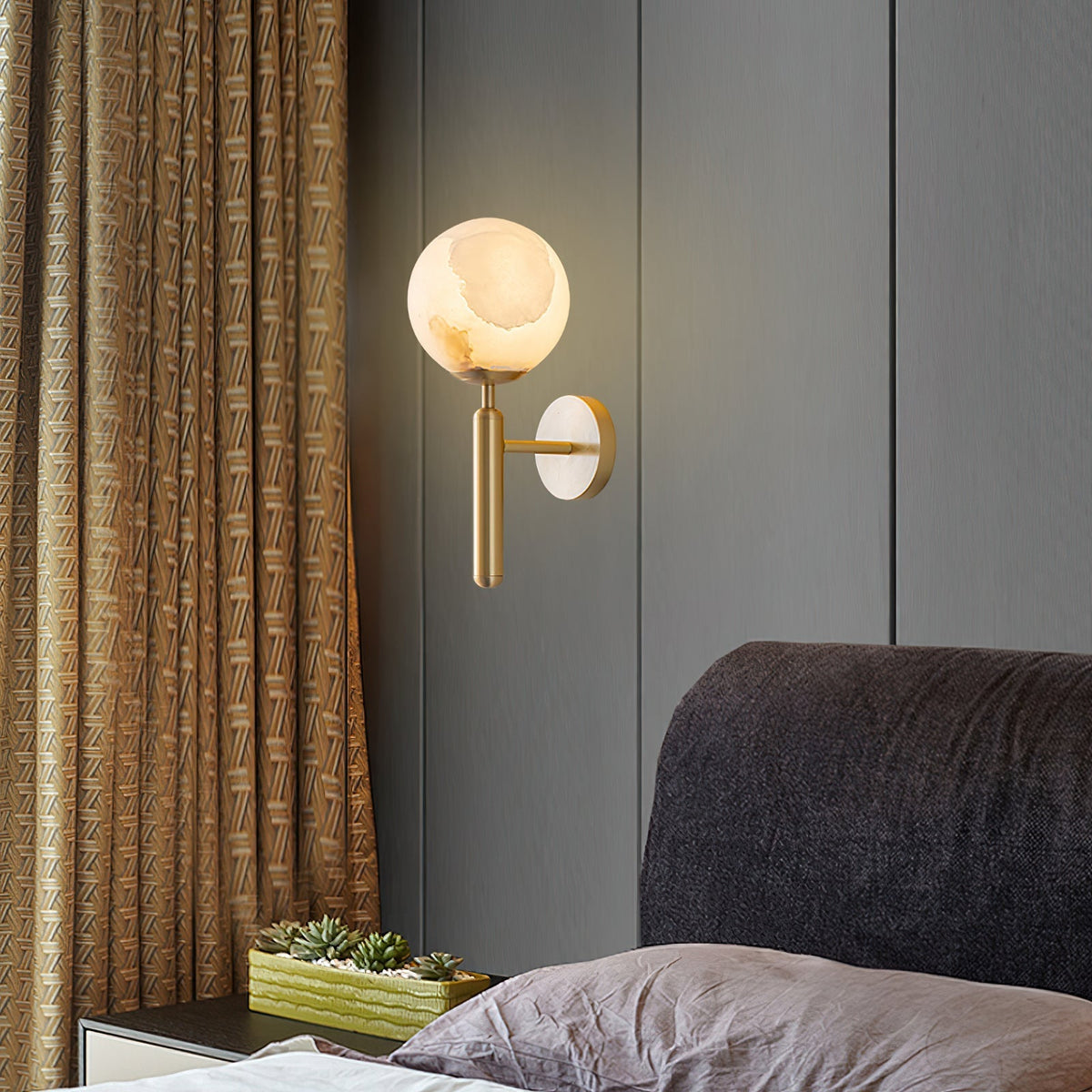 Art Nouveau Tulip Wall Sconce | Ventumra