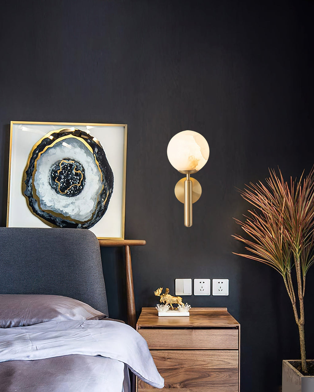 Art Nouveau Tulip Wall Sconce | Ventumra