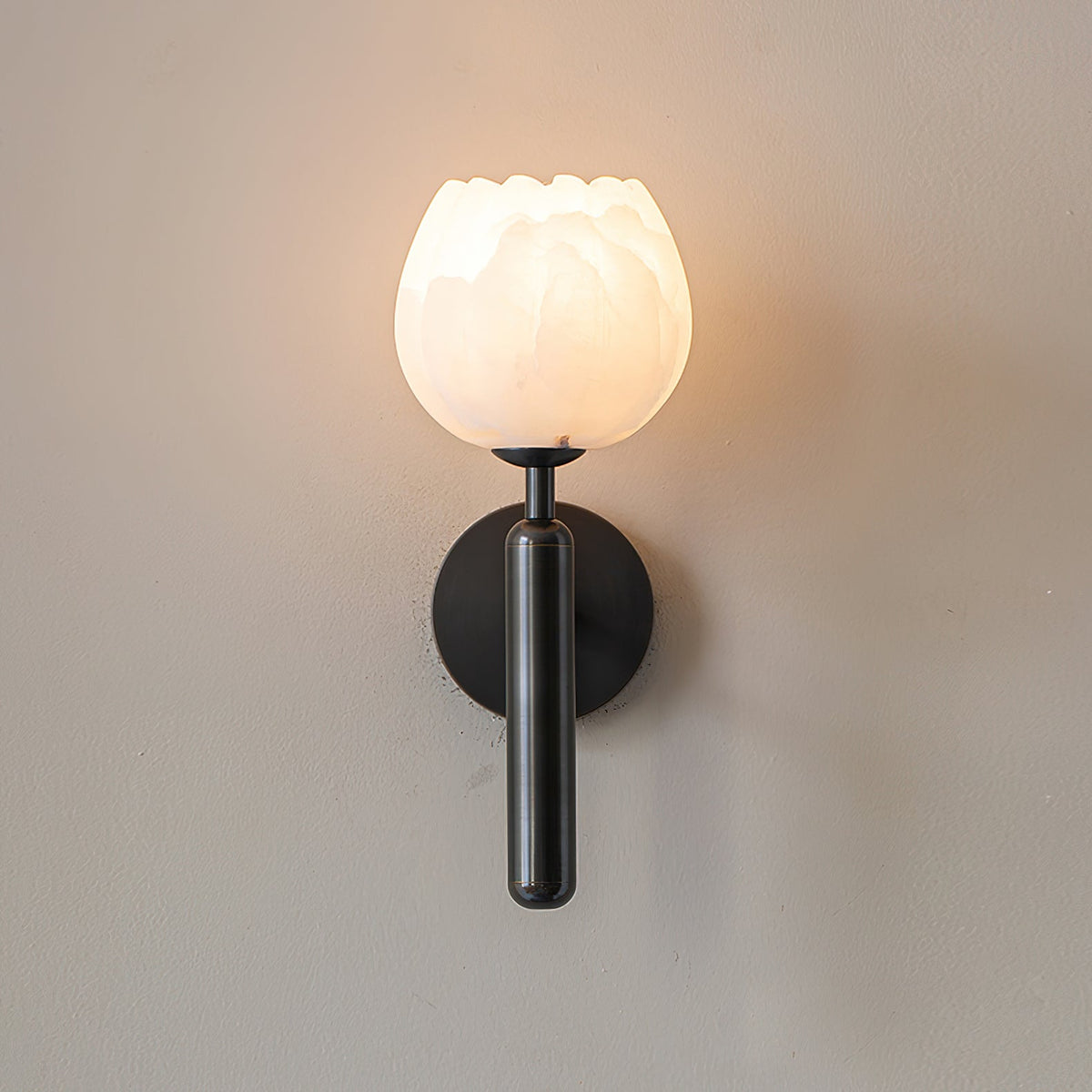Art Nouveau Tulip Wall Sconce | Ventumra