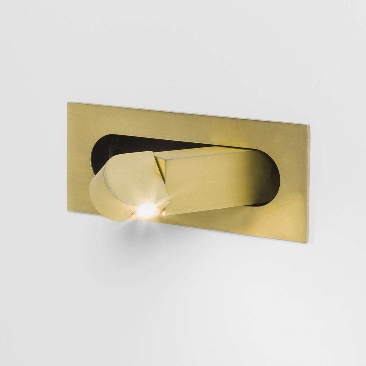 Adjustable Foldaway LED Reading Lamp Wall Sconce For Versatile Illumination | Ventumra