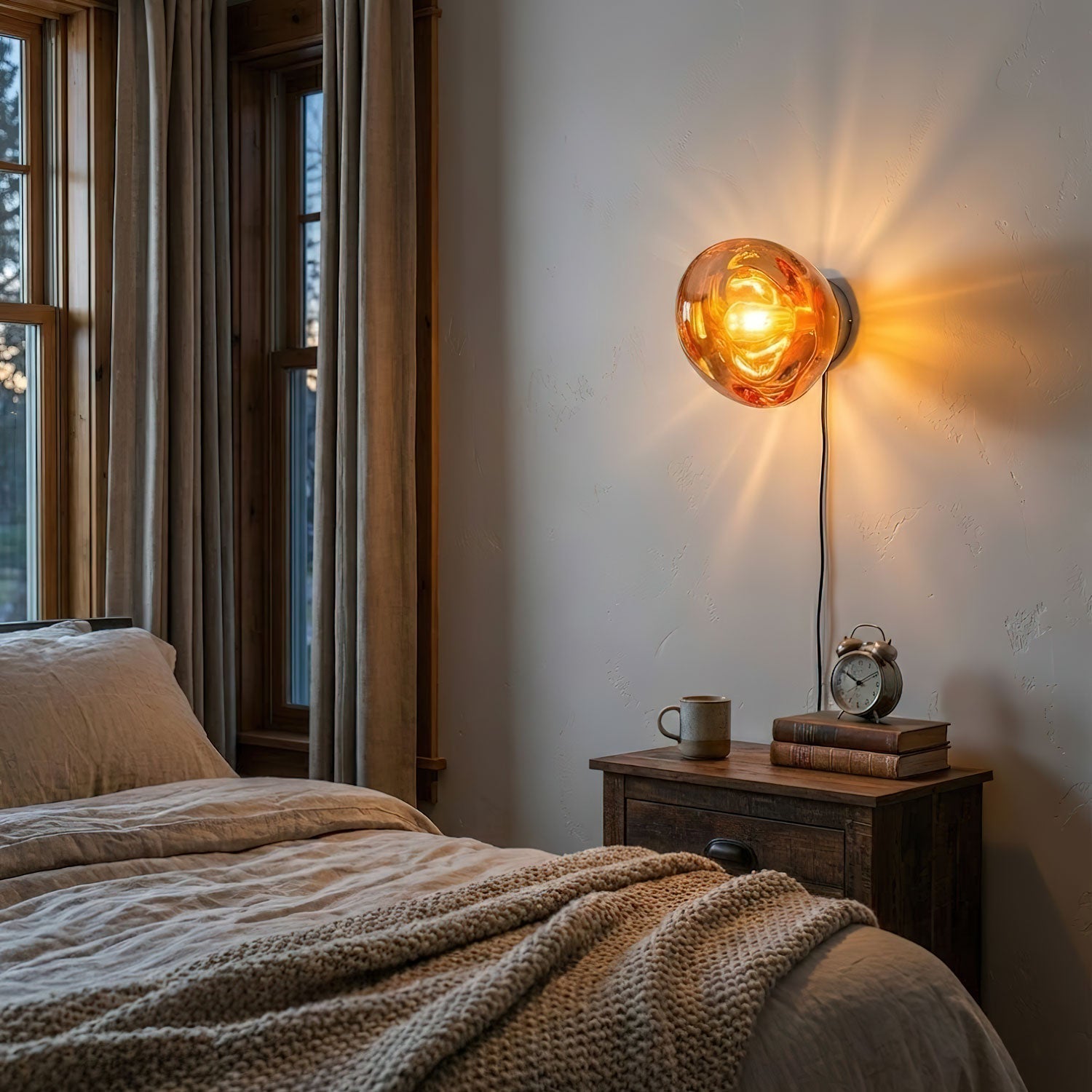 Modern LED Wall Lamp With Chrome Finish And Dual Effect