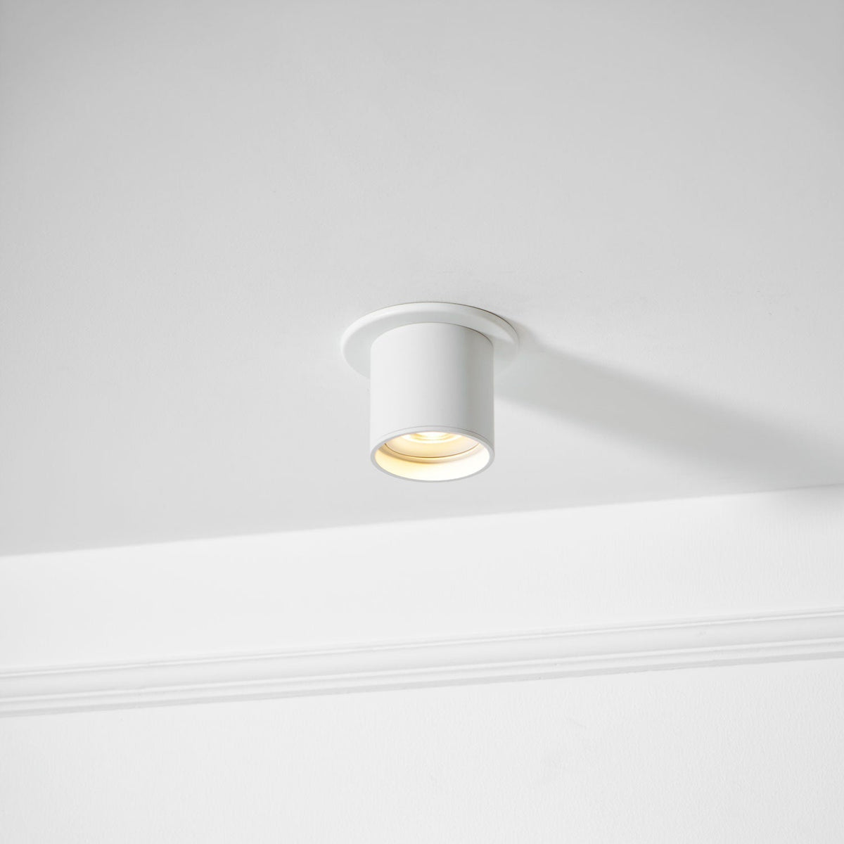 Vireon Modern Spot Ceiling Light | Ventumra