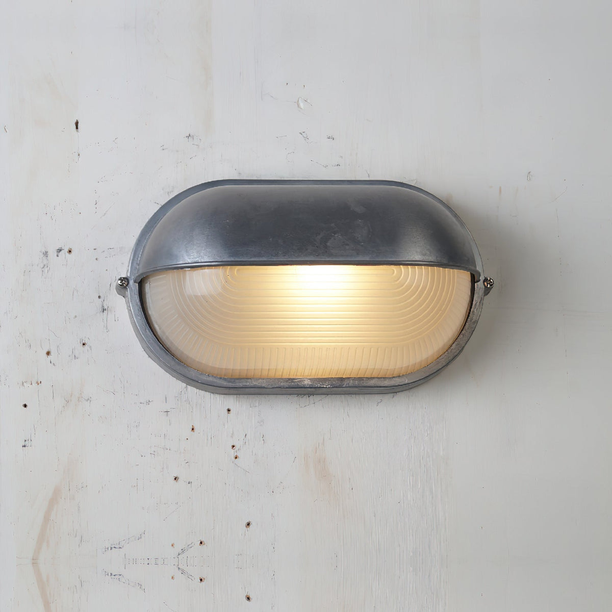 Industrial Bulkhead Wall Light | Ventumra