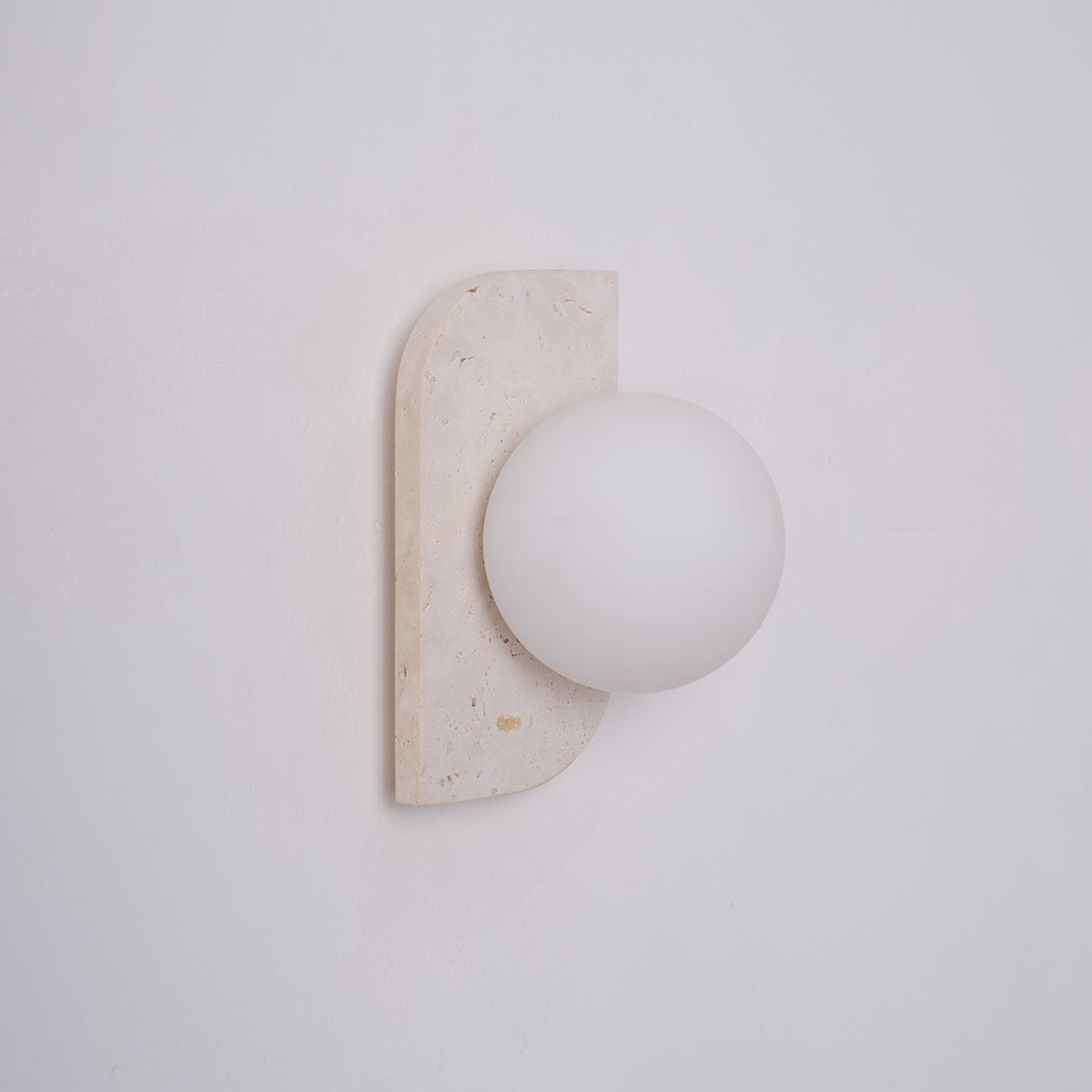 Ritta Travertine Wall Lamp | ventumra