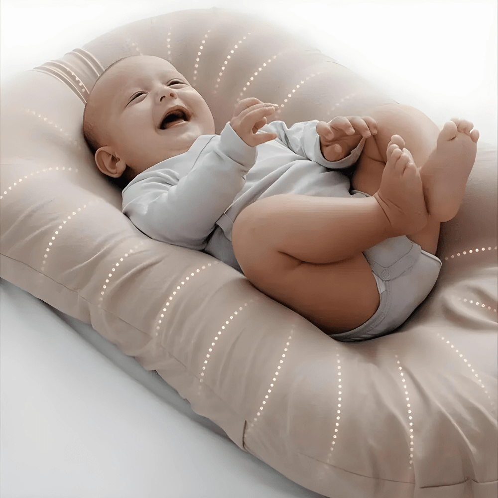LumaNest Orthopädisches Baby-Memory-Foam-Kissen — Anpassungsfähiger Kern für Schädelmodellierung und Wirbelsäulenausrichtung