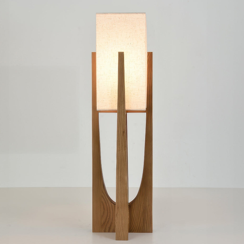 Skulpturell gulvlampe i wabi sabi-stil | Ventumra