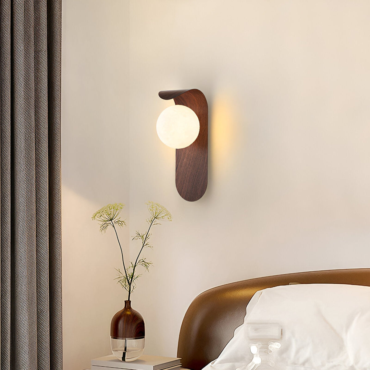 Arden Orb Wall Sconce | Ventumra