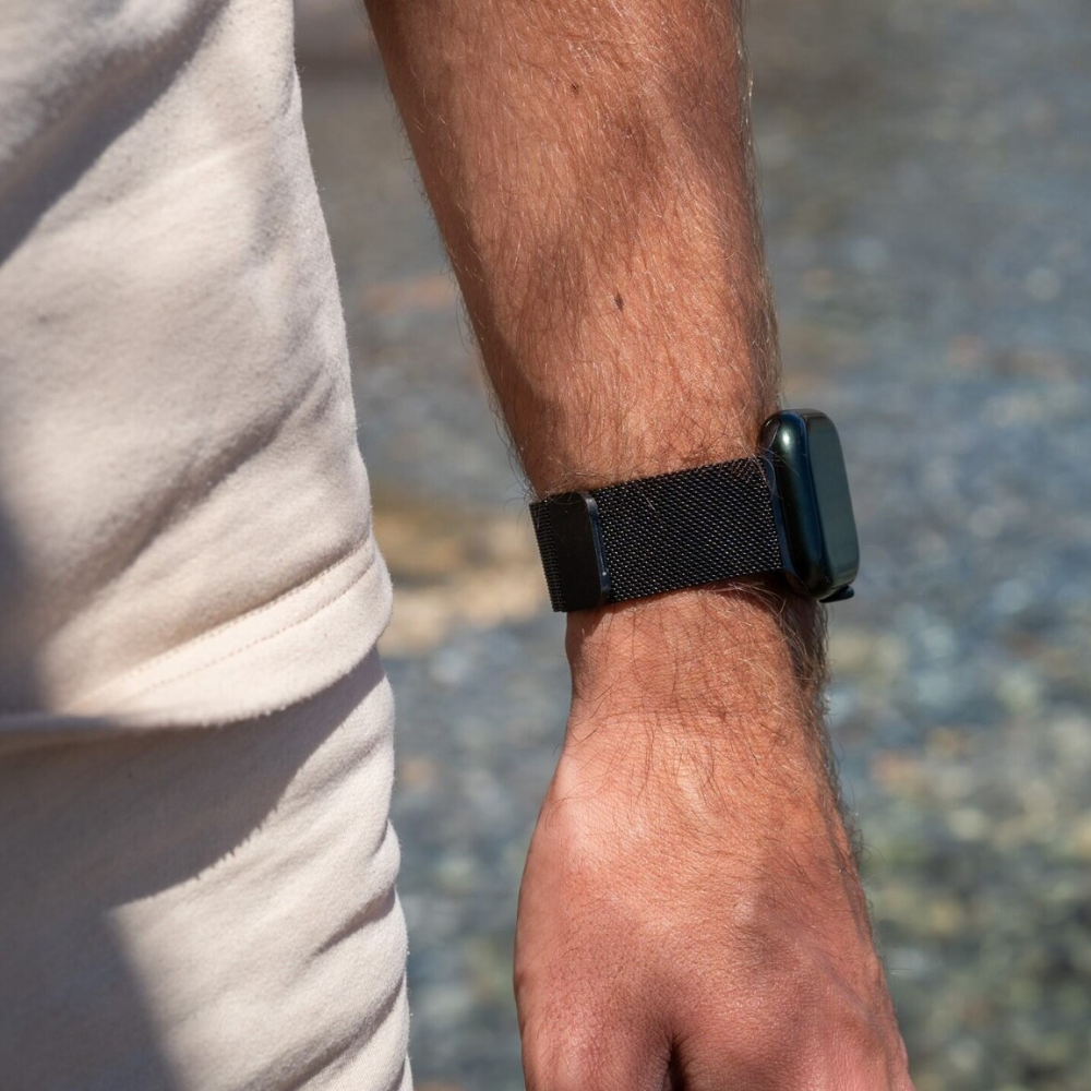 Elegant Black Finish Milanese Edition Strap For Apple Watch | Ventumra