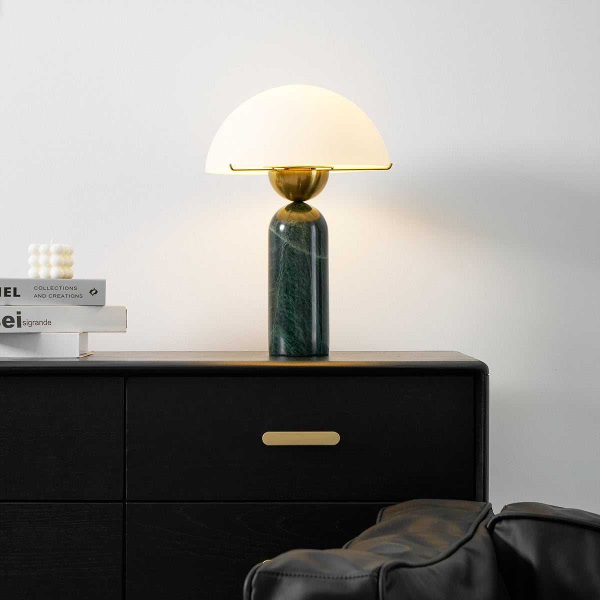 Vellum Alabaster Table Lamp | Ventumra