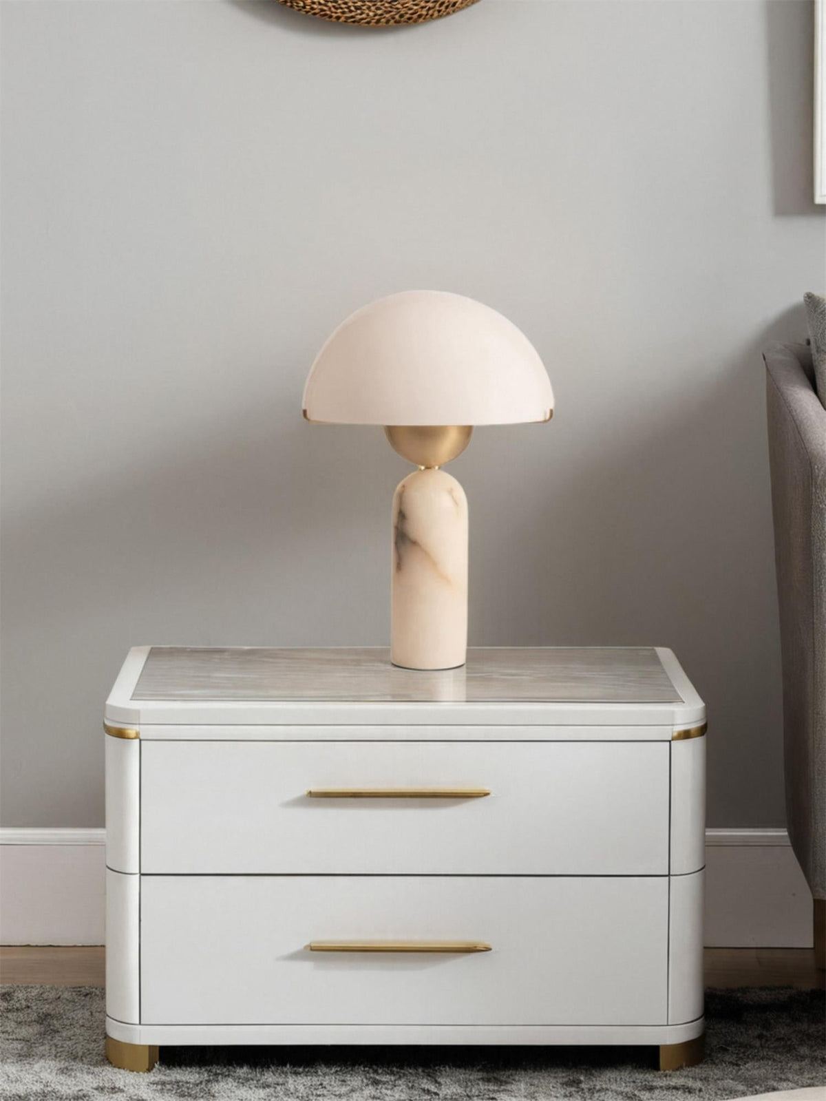 Vellum Alabaster Table Lamp | Ventumra