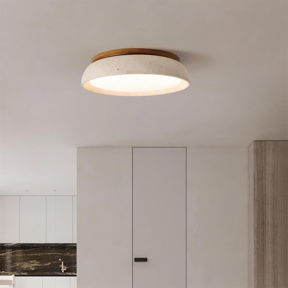 Lampada da soffitto Kloris in travertino color pietra | ventumra