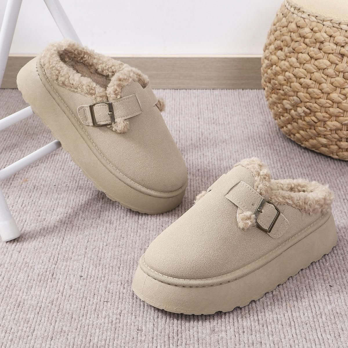 CozyNest-plush-tøfler for kvinner — komfortpolstring, varmt fôr