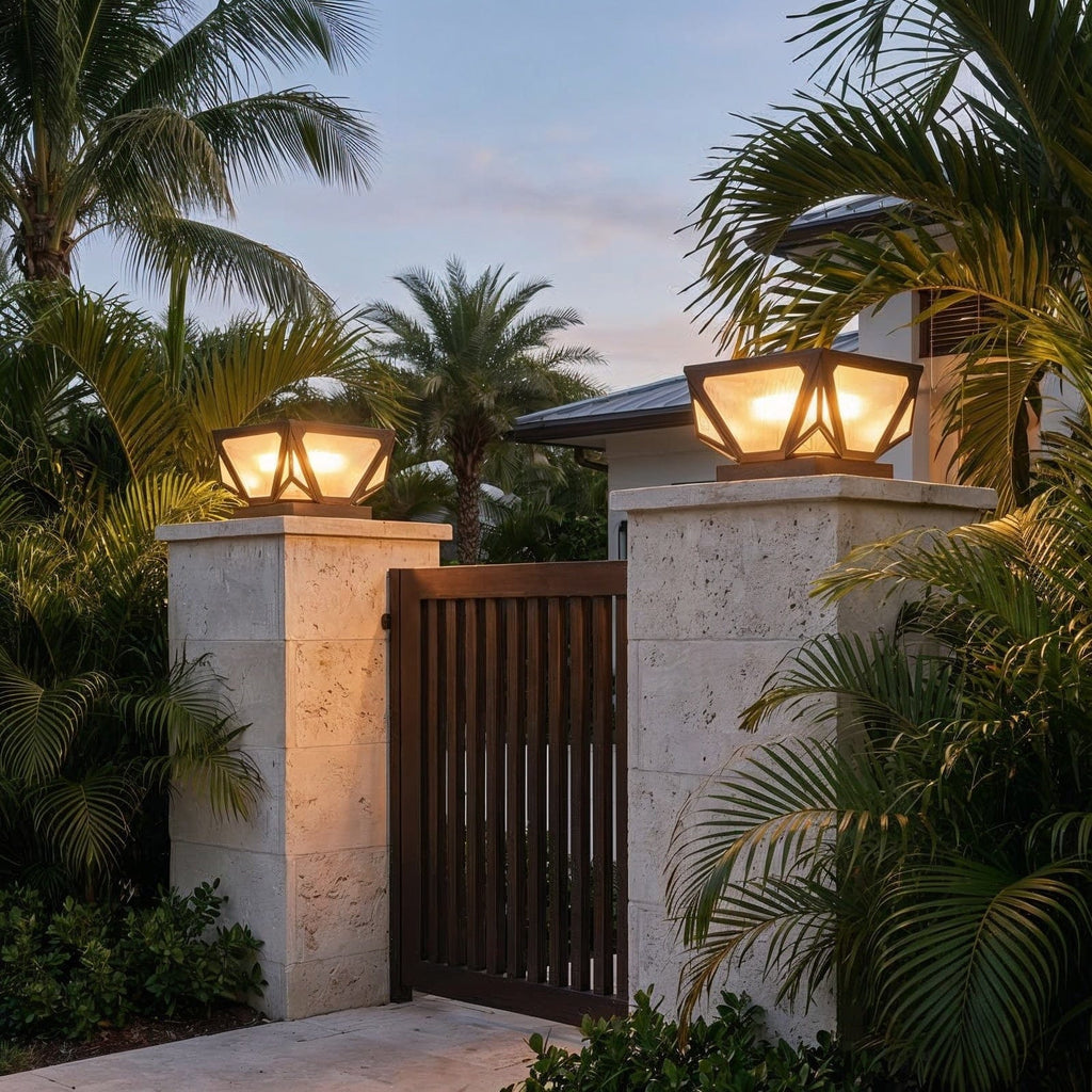 Veltrique Geometric Gate Pillar Light | Ventumra