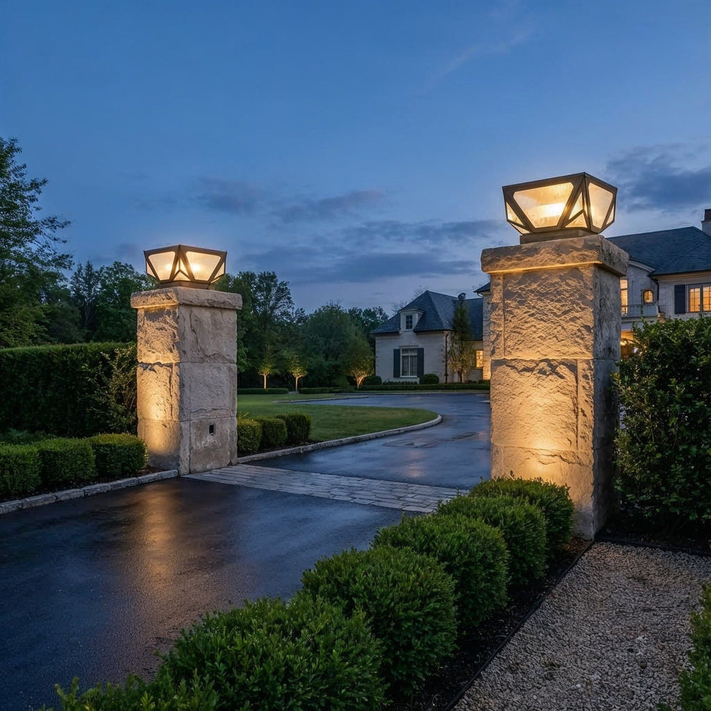 Veltrique Geometric Gate Pillar Light | Ventumra